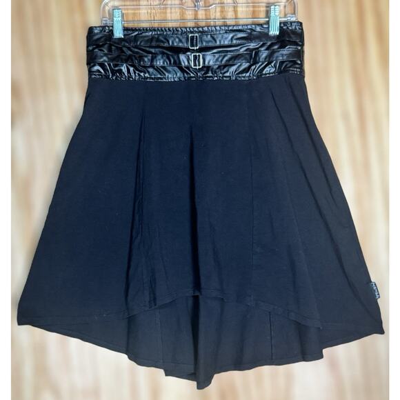 Tripp NYC Y2K Black High Low Skirt Faux Leather Buckle Goth Punk Grunge Emo Sz M - Picture 3 of 9